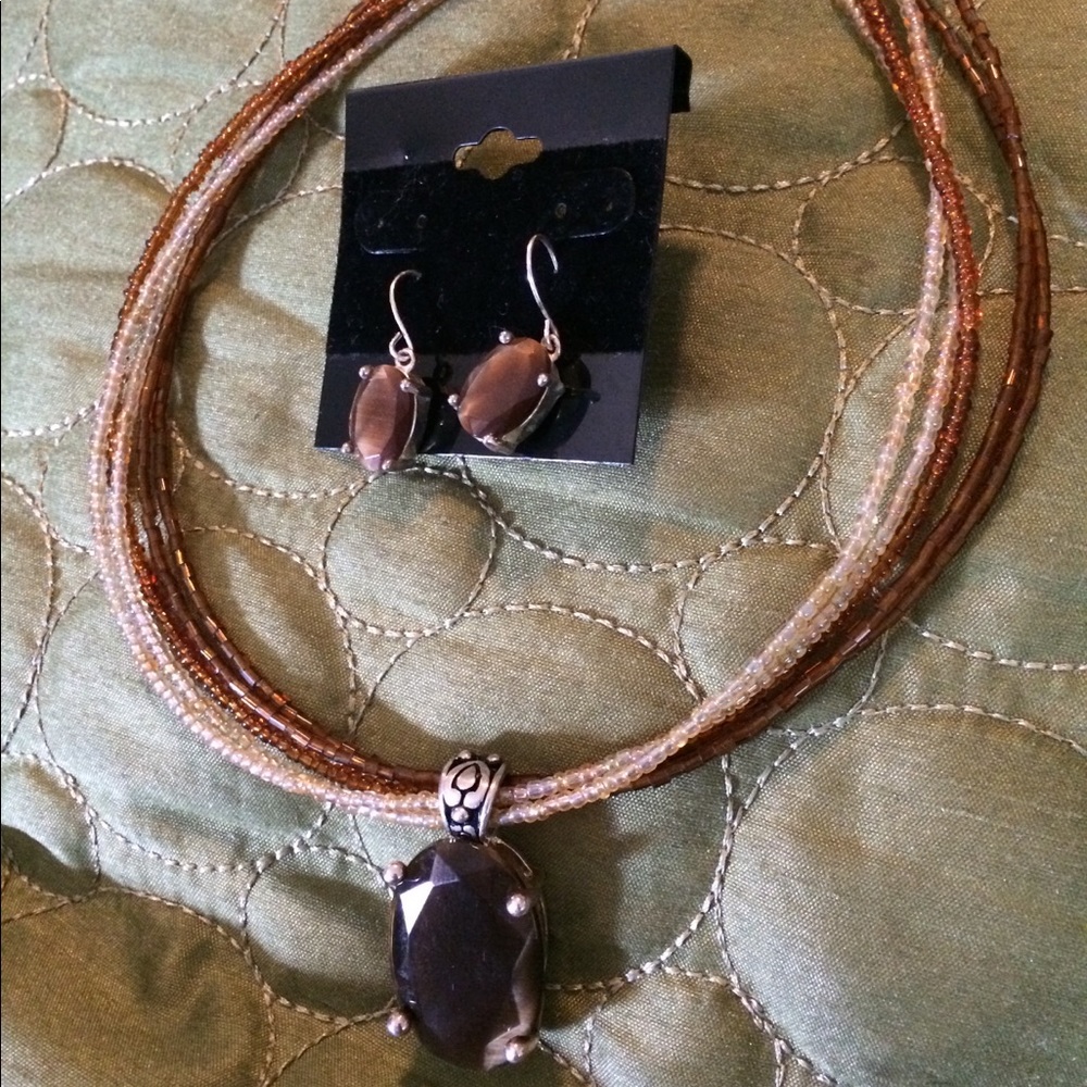 Premier designs Necklace & earrings set
